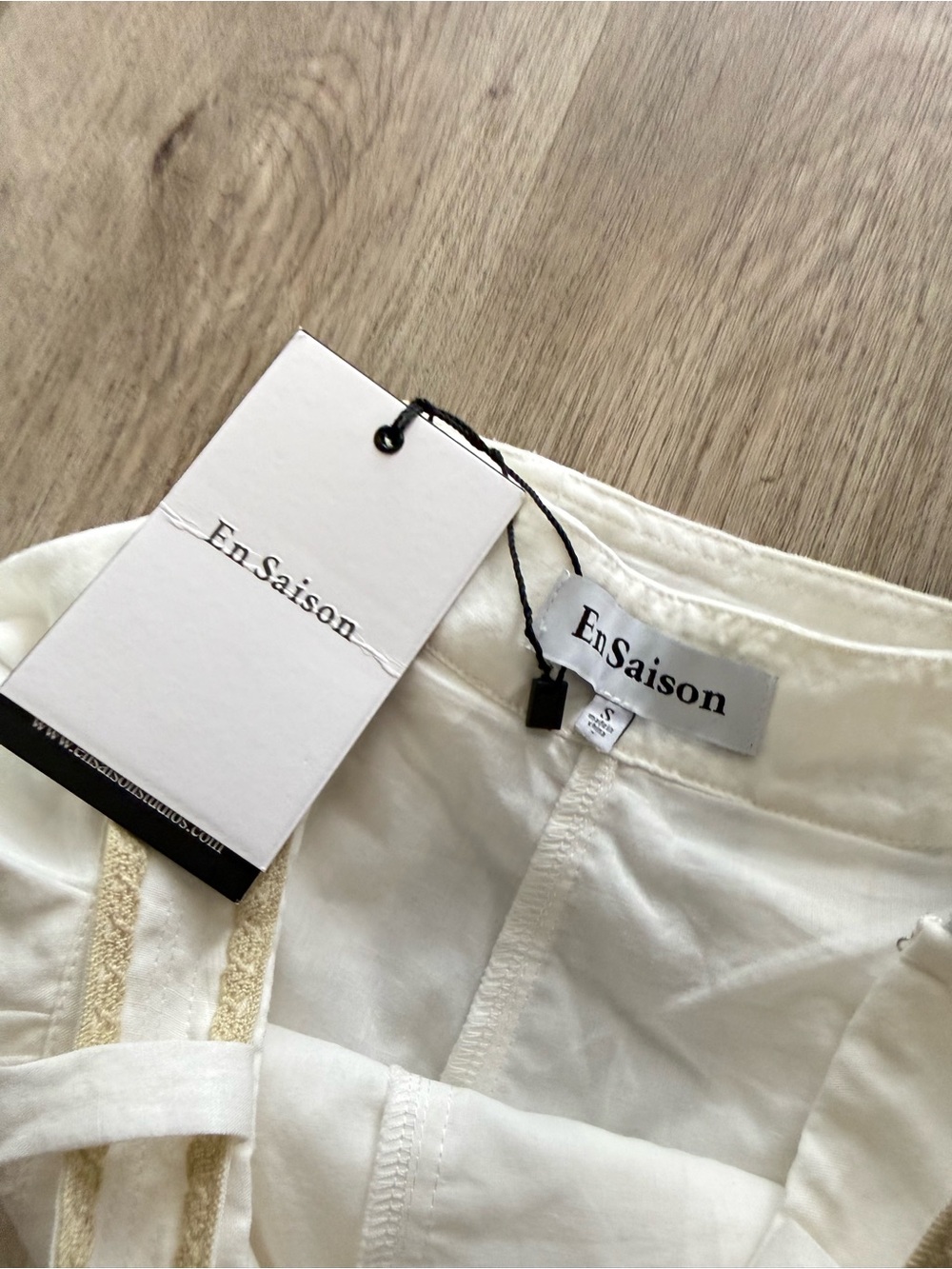 en saison anna off white cream embroidered pleated top + tie belt shorts small - Picture 8 of 10